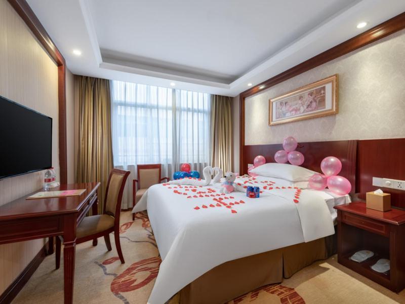 Vienna Hotel Shenzhen Guanlan Tangren Street Exterior photo