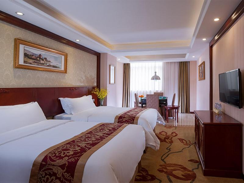 Vienna Hotel Shenzhen Guanlan Tangren Street Exterior photo
